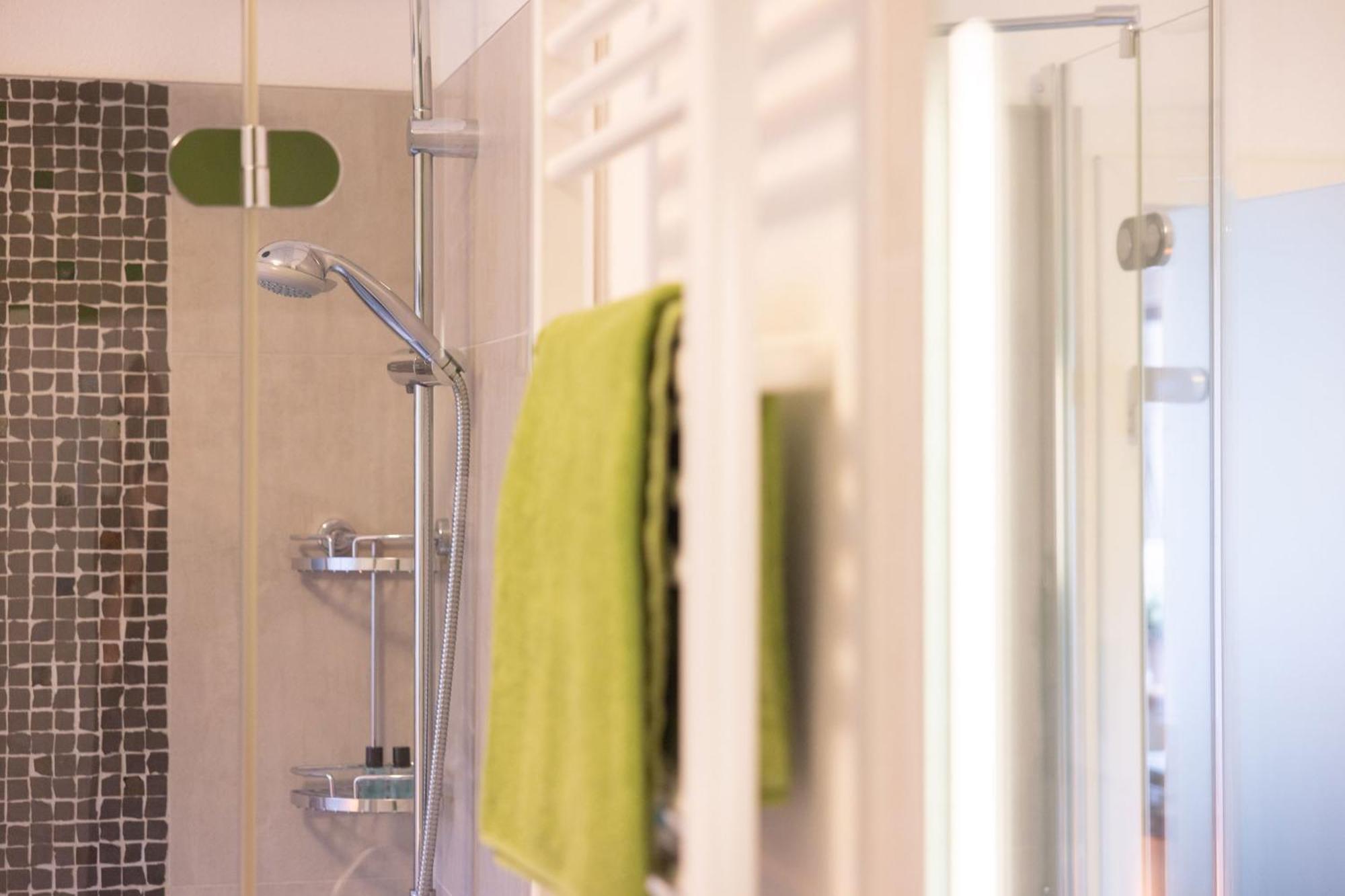 Ideal Fuer Kurze Aufenthalte - Gemuetliches 1-Zimmer-Apartment Adelsdorf Exteriér fotografie