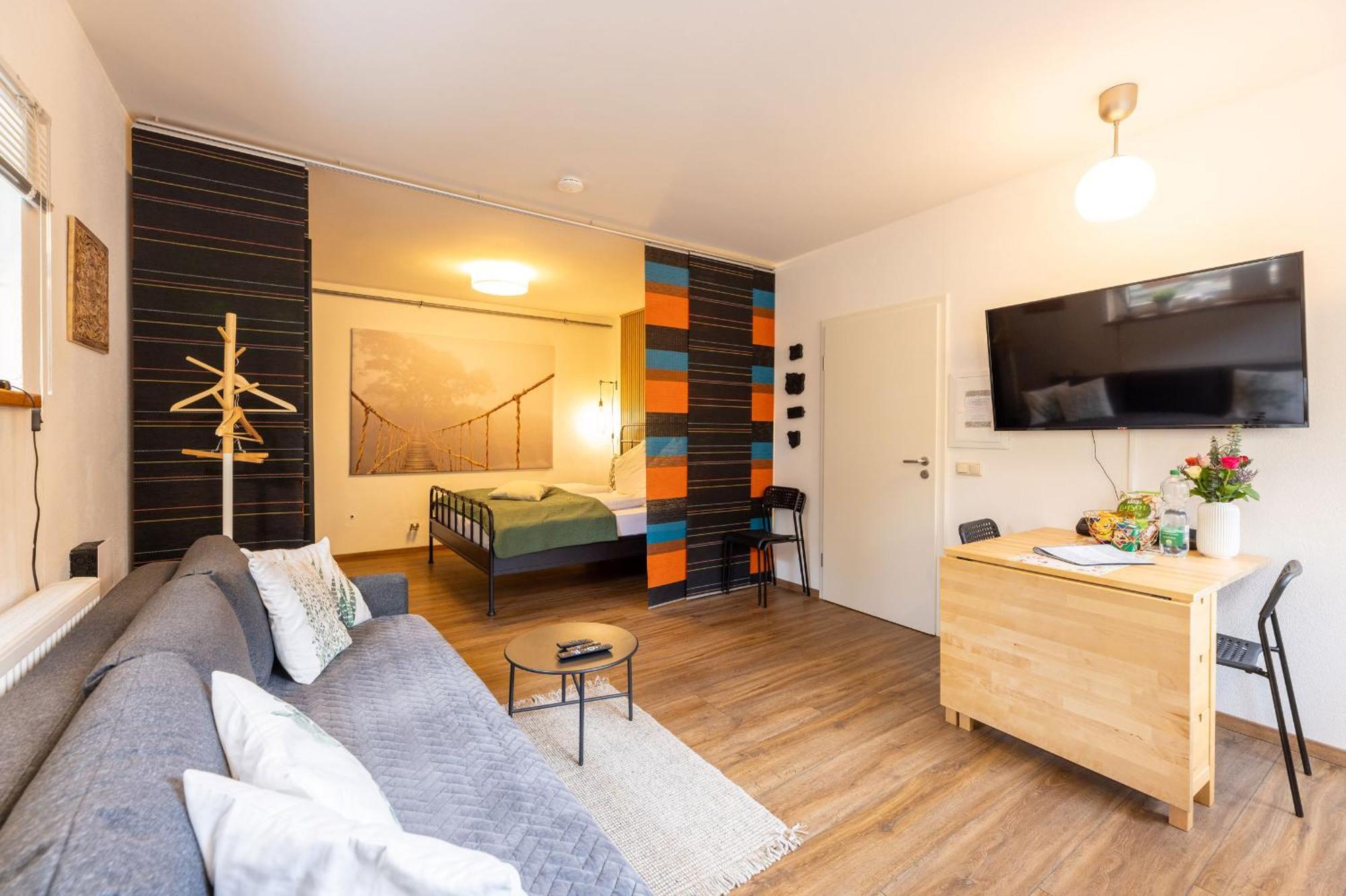 Ideal Fuer Kurze Aufenthalte - Gemuetliches 1-Zimmer-Apartment Adelsdorf Exteriér fotografie
